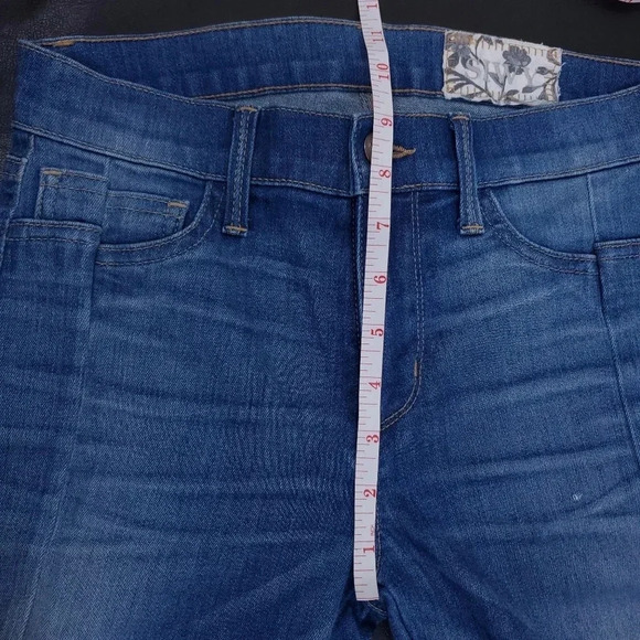 SIWY LA Denim Distressed Jeans Asymmetrical hem  size 26 - Picture 5 of 9